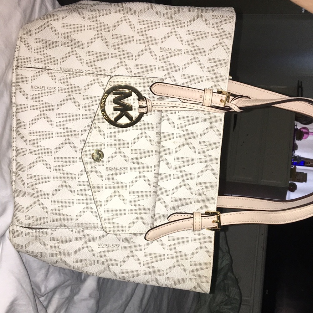 Michael kor bag